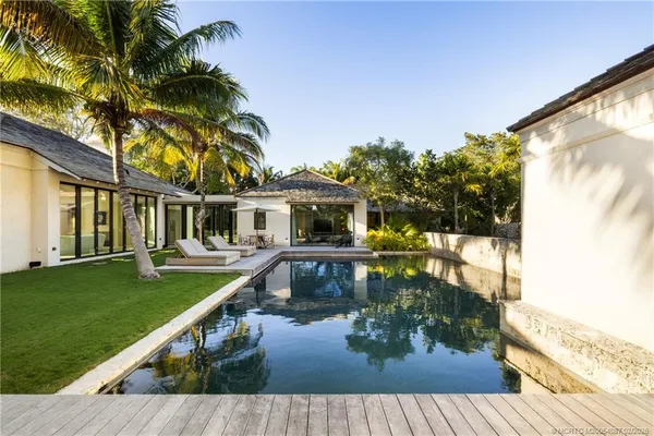 $23,500,000 | 109 South River Road, Stuart, FL 34996