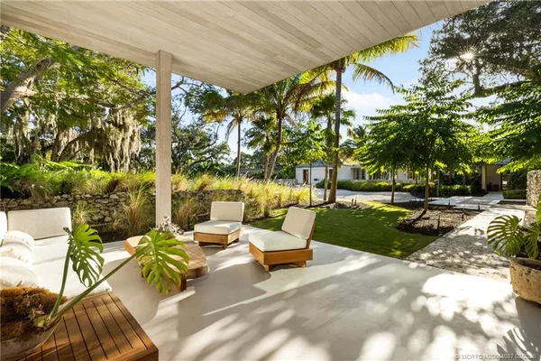 $23,500,000 | 109 South River Road, Stuart, FL 34996