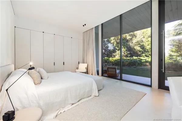 $23,500,000 | 109 South River Road, Stuart, FL 34996