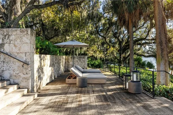 $23,500,000 | 109 South River Road, Stuart, FL 34996