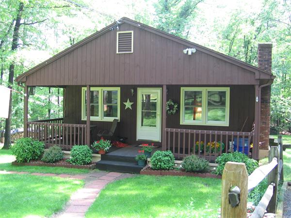 83 Wyben Road Westfield, MA 01085 - Photo 2 of 20