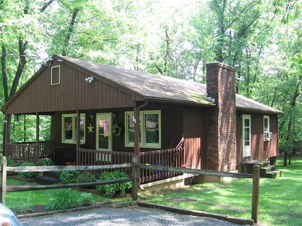 83 Wyben Road Westfield, MA 01085 - Photo 3 of 20