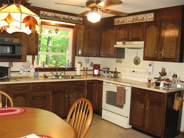 83 Wyben Road Westfield, MA 01085 - Photo 5 of 20