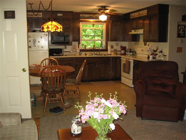 83 Wyben Road Westfield, MA 01085 - Photo 7 of 20