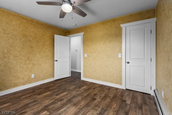 $520,000 | 6 Lakeview Terrace, Stanhope, NJ 07874