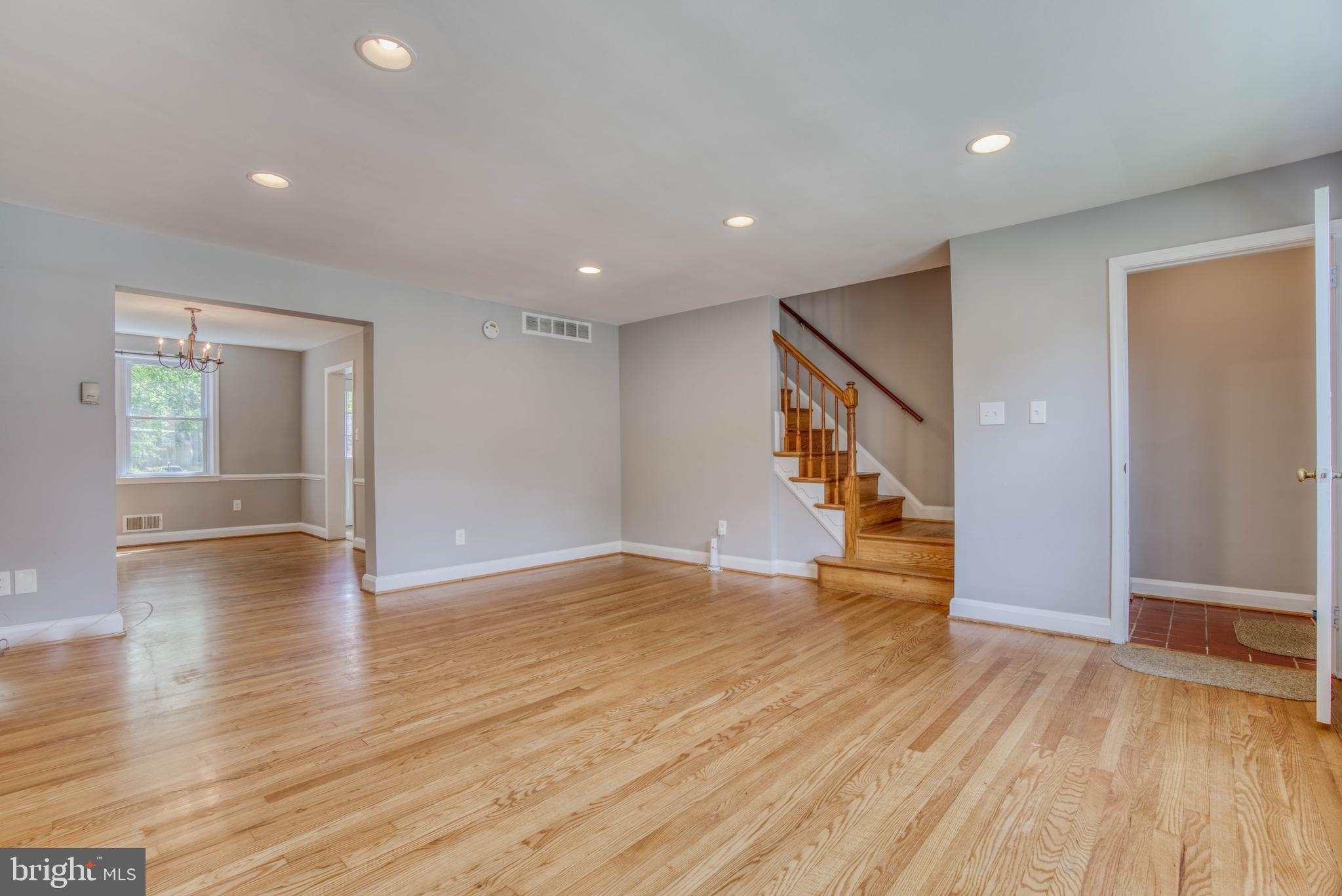 1665 Mussula Road Towson, MD 21286 - Photo 3 of 35