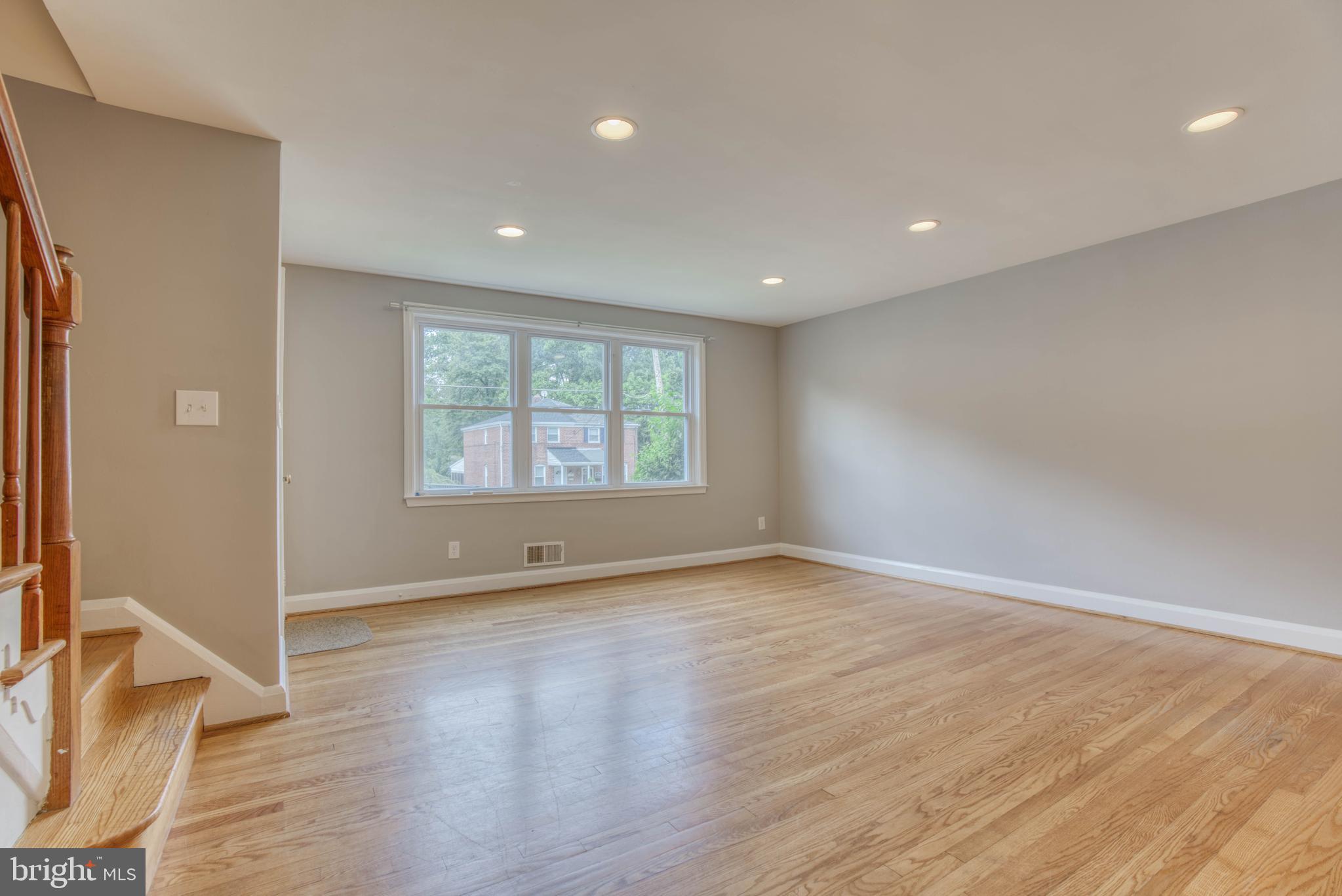 1665 Mussula Road Towson, MD 21286 - Photo 4 of 35