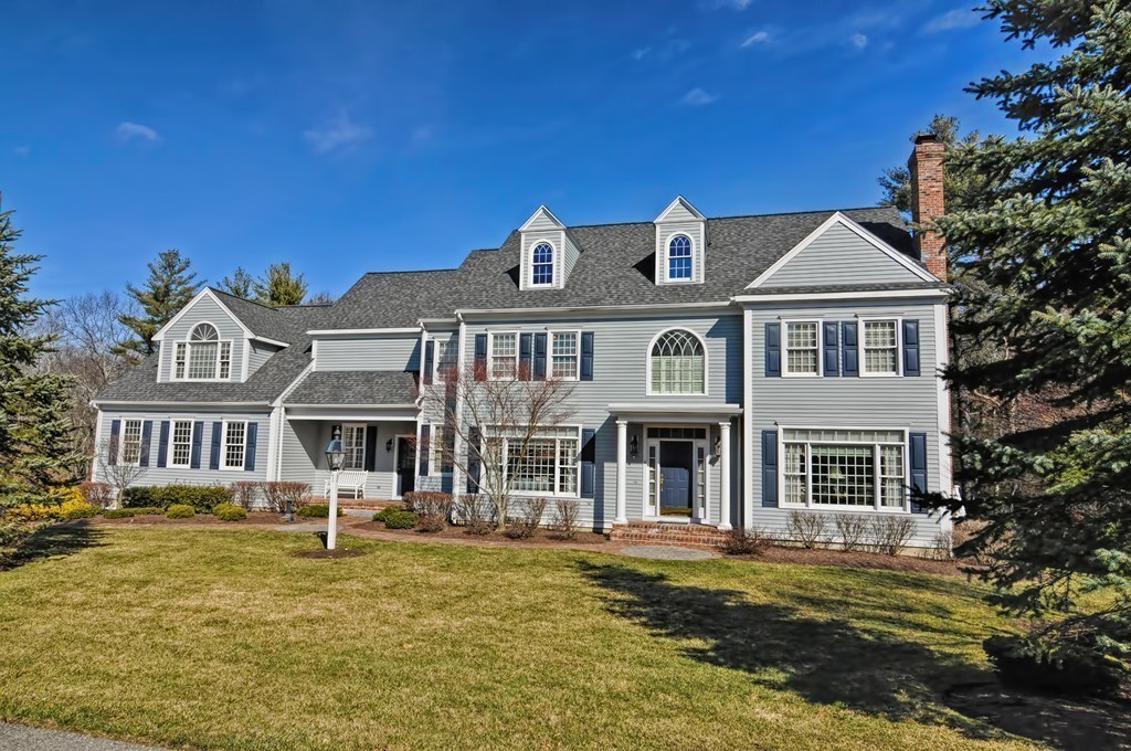 4 Bunker Road Medfield, MA 02052 - Photo 2 of 30 Gallery Image 2