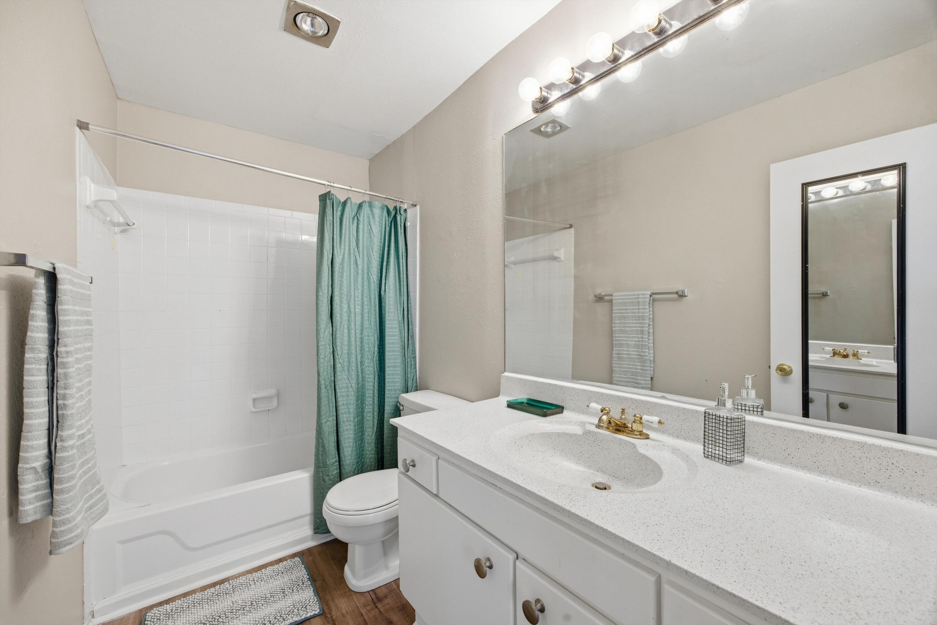 900 Mountain Creek Road, Unit Q264 Chattanooga, TN 37405 - Photo 15 of 23 15-900MtnCreekRd-AptQ264-12