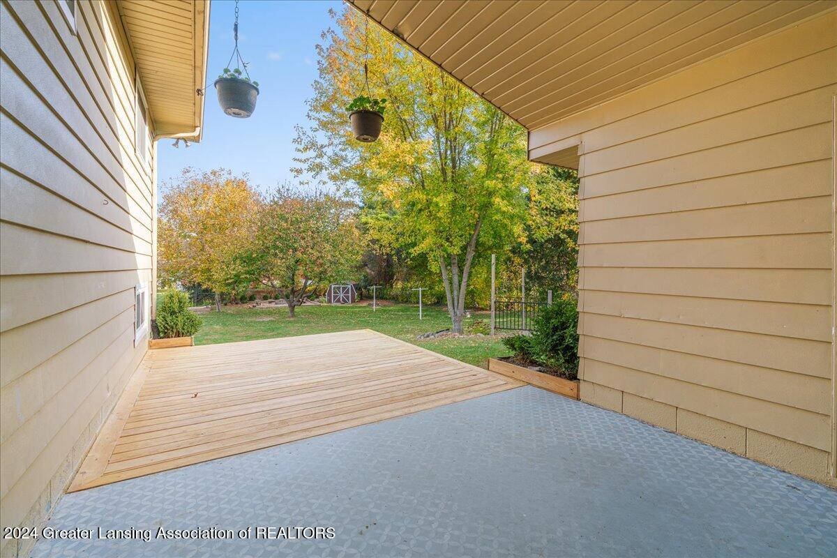 1409 Boichot Road Lansing, MI 48906 - Photo 31 of 43 31-Media Jett - 16