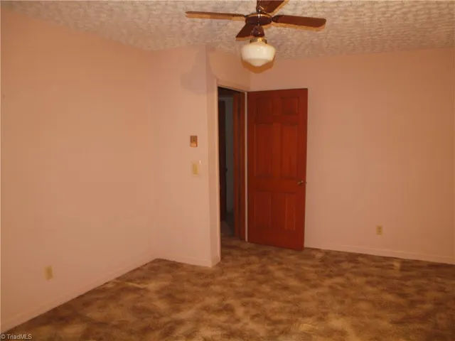 $269,900 | 206 Oak Leaf Road, Asheboro, NC 27205