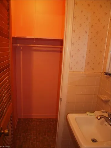 $269,900 | 206 Oak Leaf Road, Asheboro, NC 27205