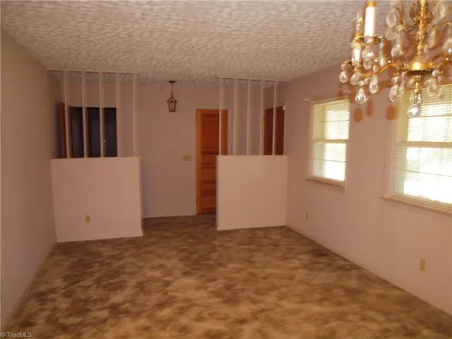 $269,900 | 206 Oak Leaf Road, Asheboro, NC 27205