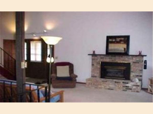 24 Viking Village Rochester, MN 55901 - Photo 3 of 7