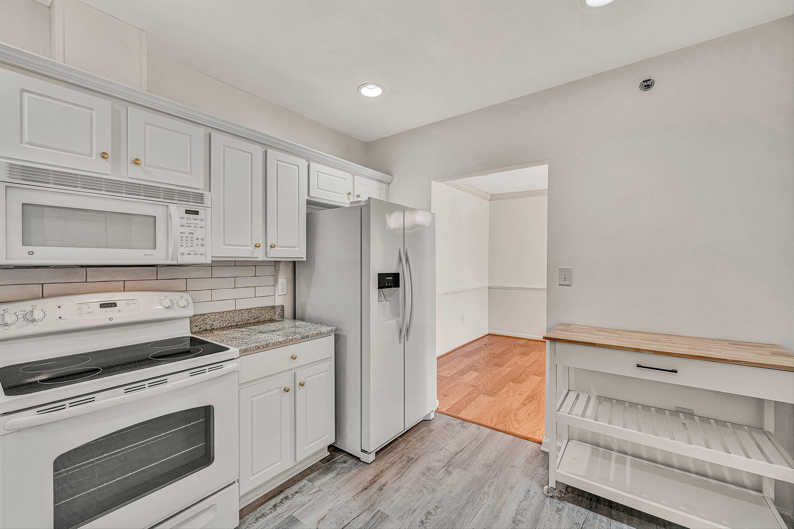 4438 Pheasant Ridge Road, Unit 202 Roanoke, VA 24014 - Photo 24 of 50 23-VM-02454