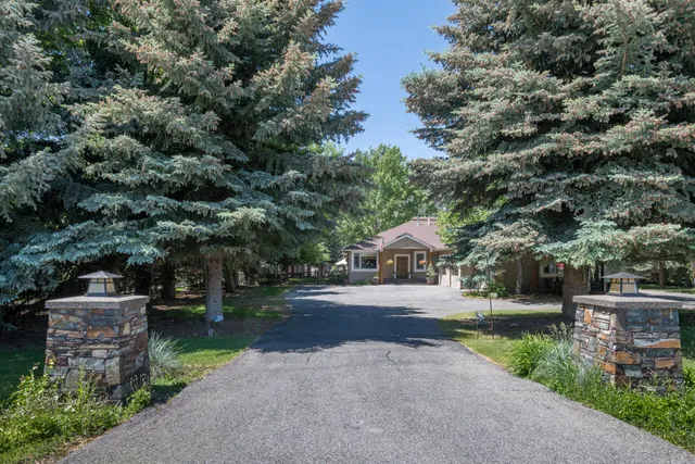 $2,459,000 | 1621 2nd Avenue North, Hailey, ID 83333