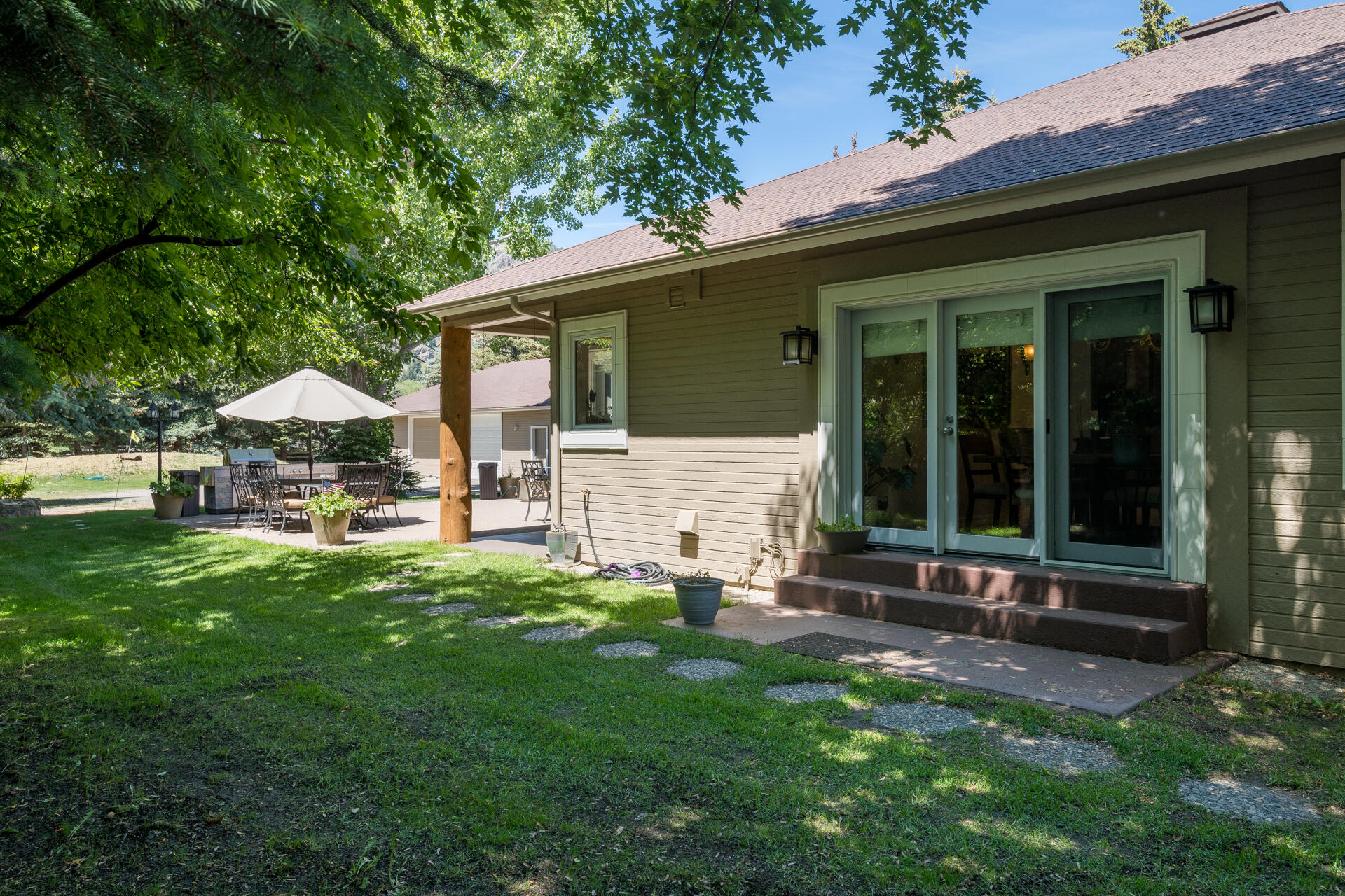 1621 2nd Avenue North Hailey, ID 83333 - Photo 31 of 32 Side Yard