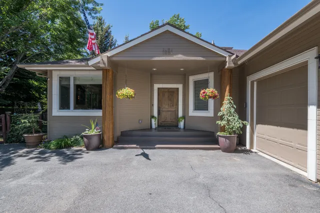 $2,459,000 | 1621 2nd Avenue North, Hailey, ID 83333