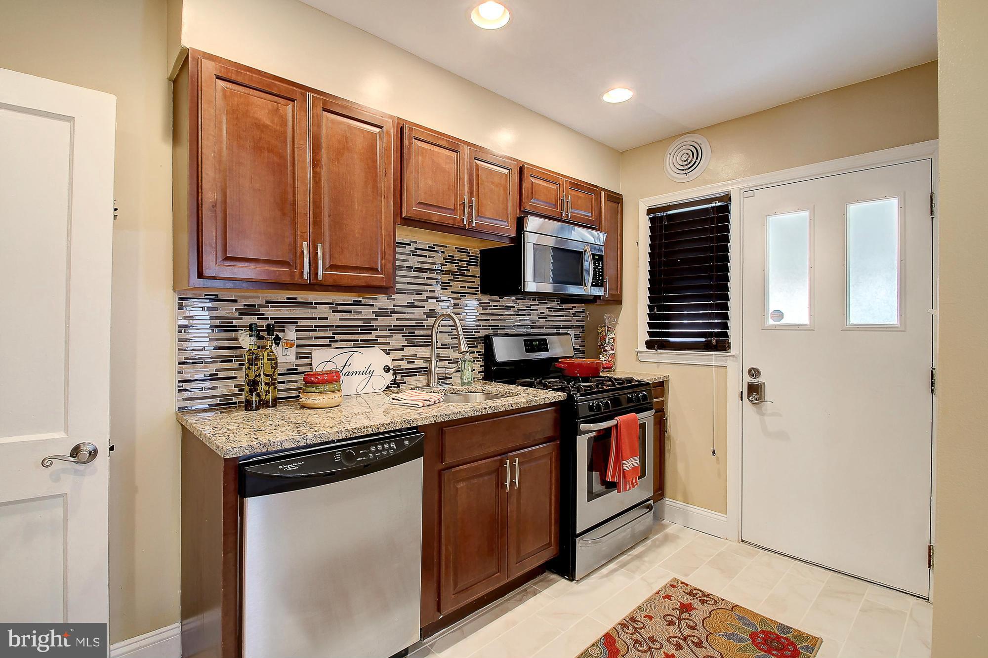 1916 Penhall Road Baltimore, MD 21222 - Photo 7 of 27 Kitchen