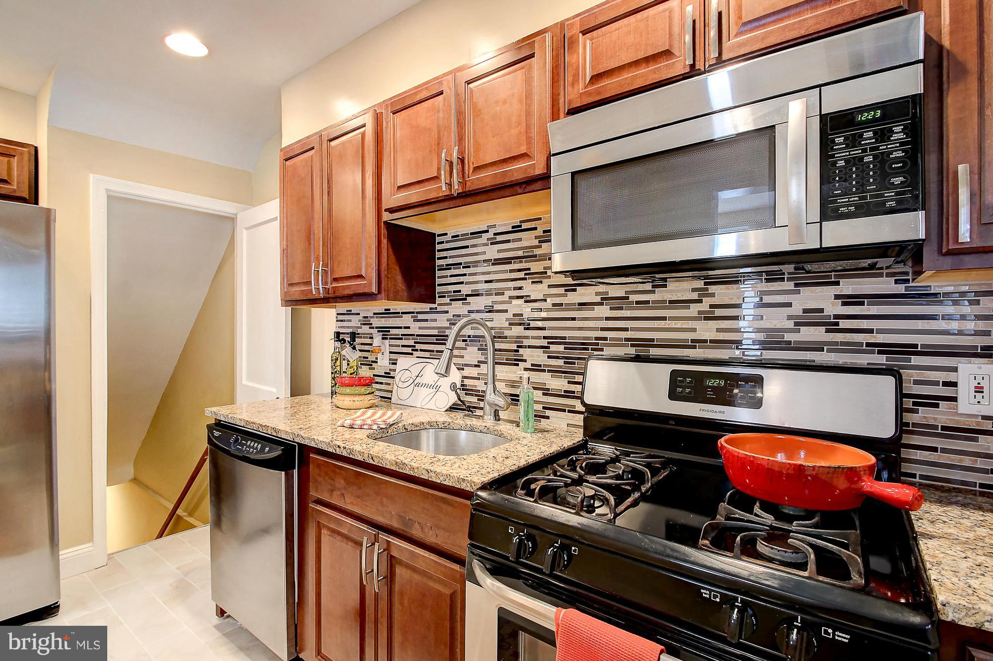 1916 Penhall Road Baltimore, MD 21222 - Photo 9 of 27 Kitchen
