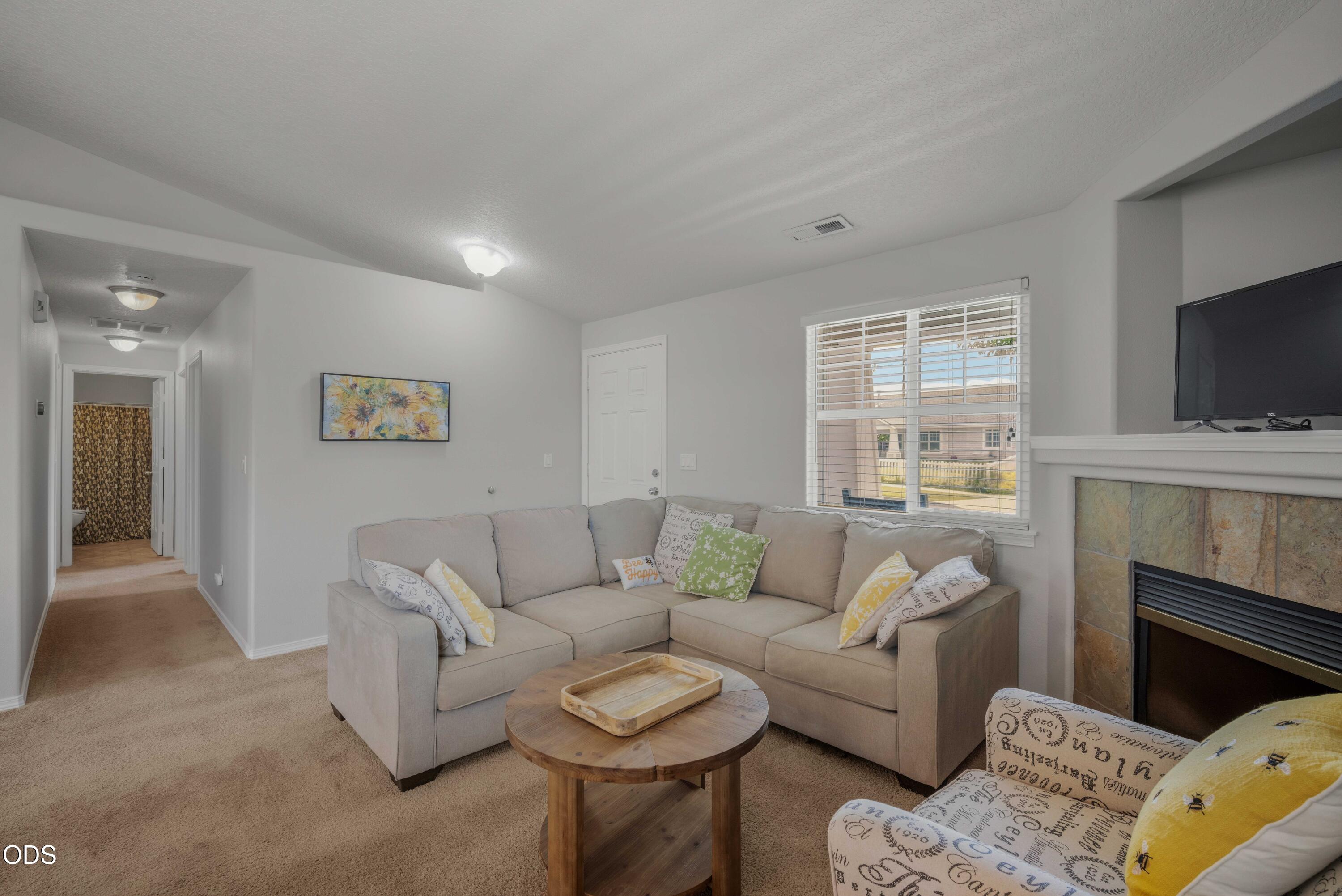 63172 Lancaster Street Bend, OR 97701 - Photo 8 of 50