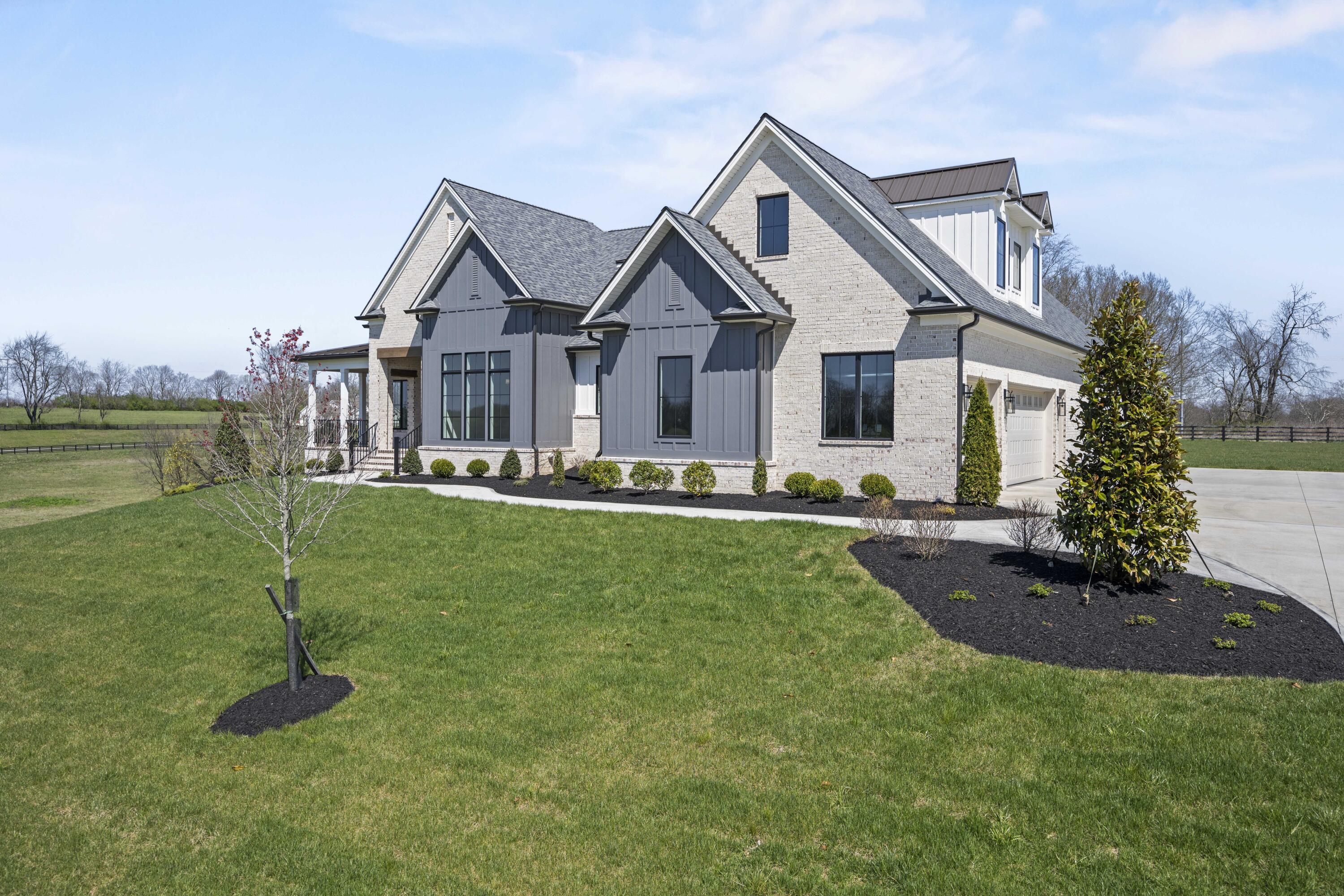 213 Doe Road Lexington, KY 40515 - Photo 61 of 67 20240328-213-Doe-Run-tem-064