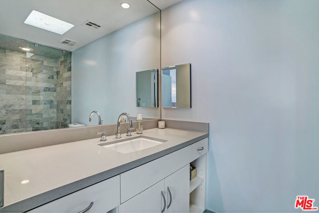 47 Cornell Drive Rancho Mirage, CA 92270 - Photo 23 of 35