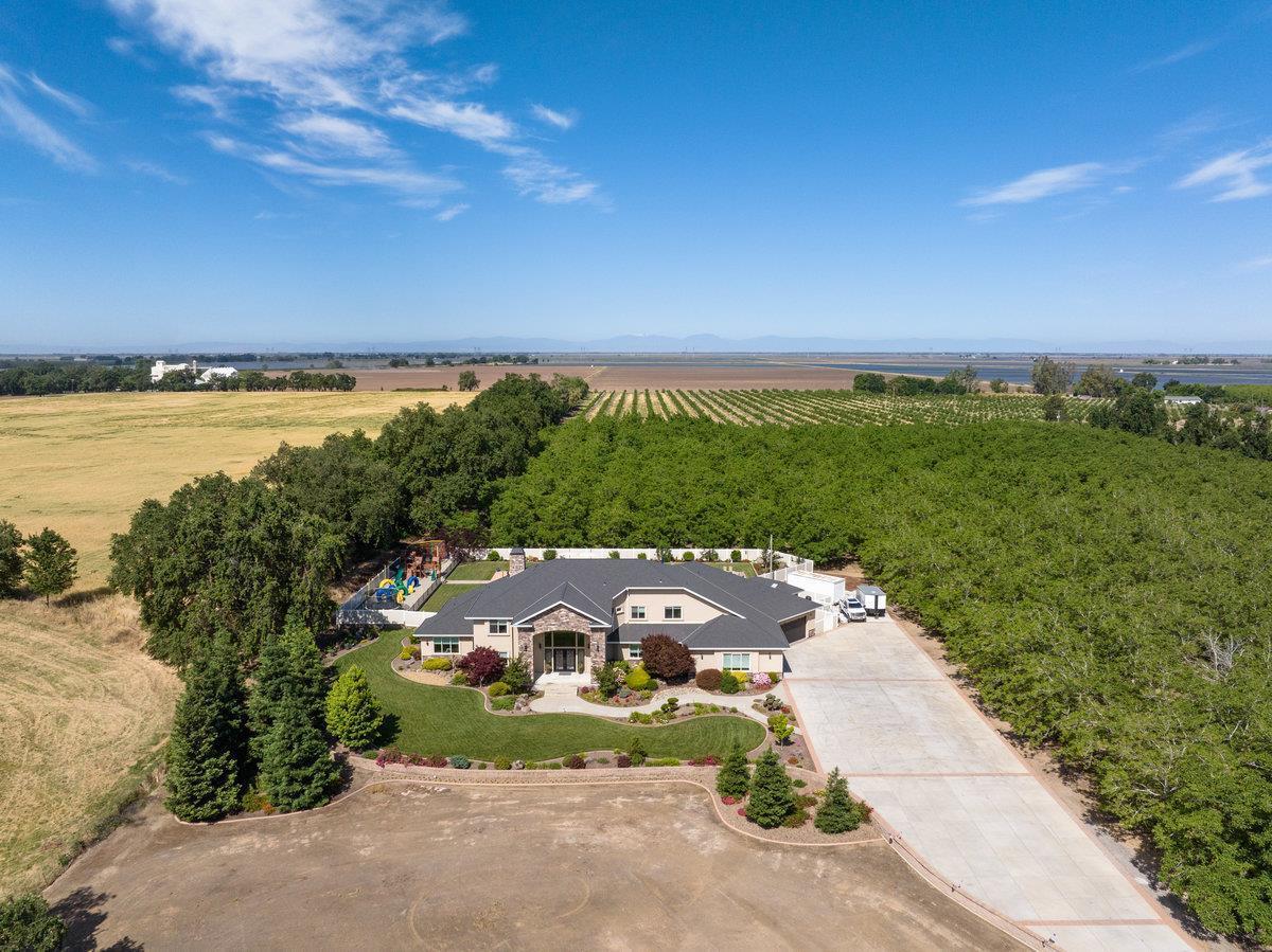 2165 West Biggs Gridley Road Gridley, CA 95948 - Photo 6 of 98 a view of a city street view with ocean view