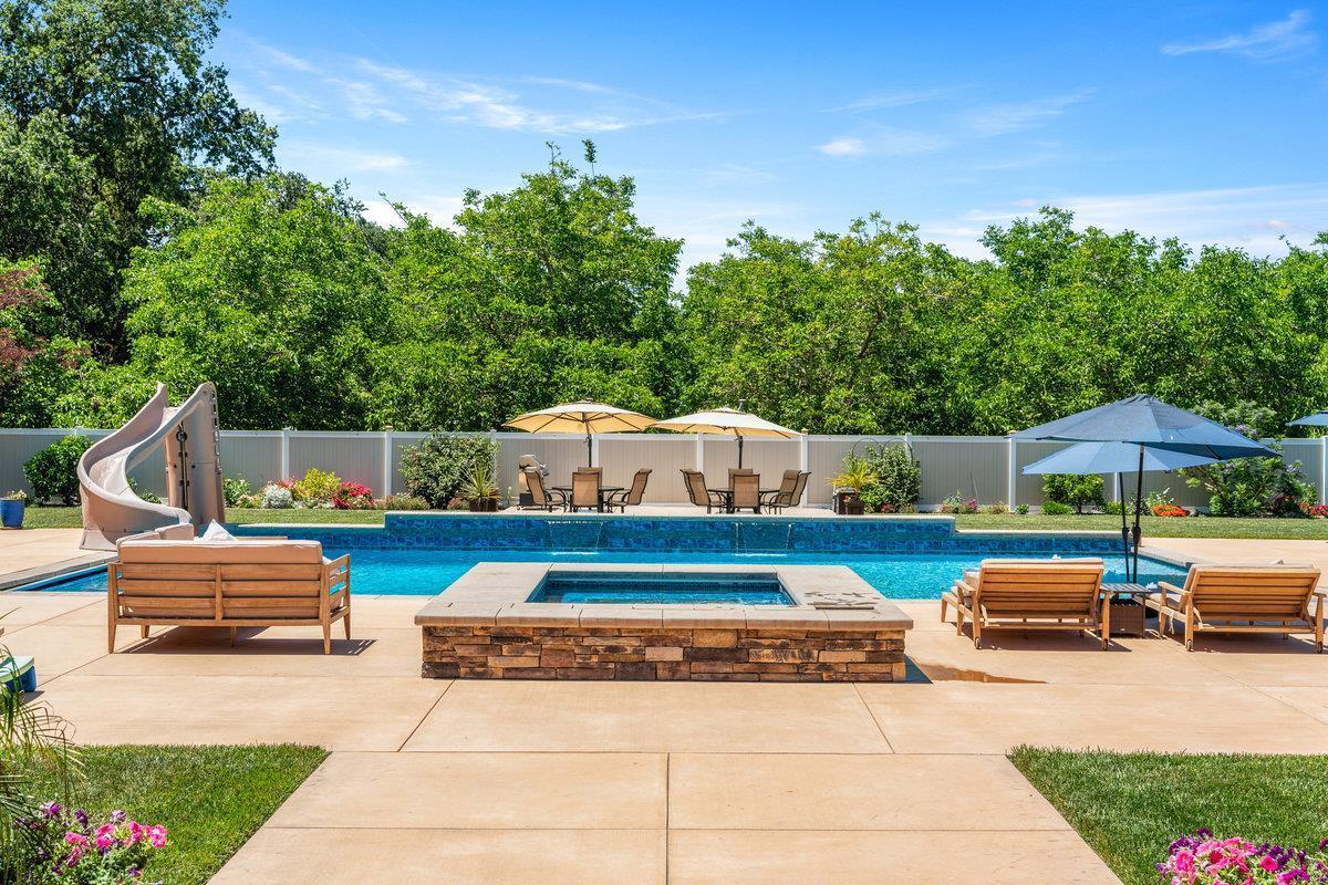 2165 West Biggs Gridley Road Gridley, CA 95948 - Photo 64 of 98 a front view of a house with cars parked