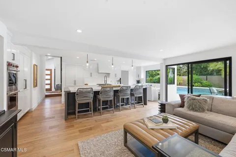 $1,899,000 | 1659 Bucksglen Court, Westlake Village, CA 91361
