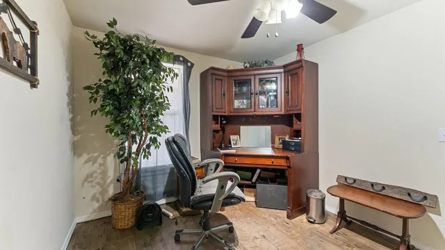 $350,000 | 327 Pendergraft Road, Noel, MO 64854