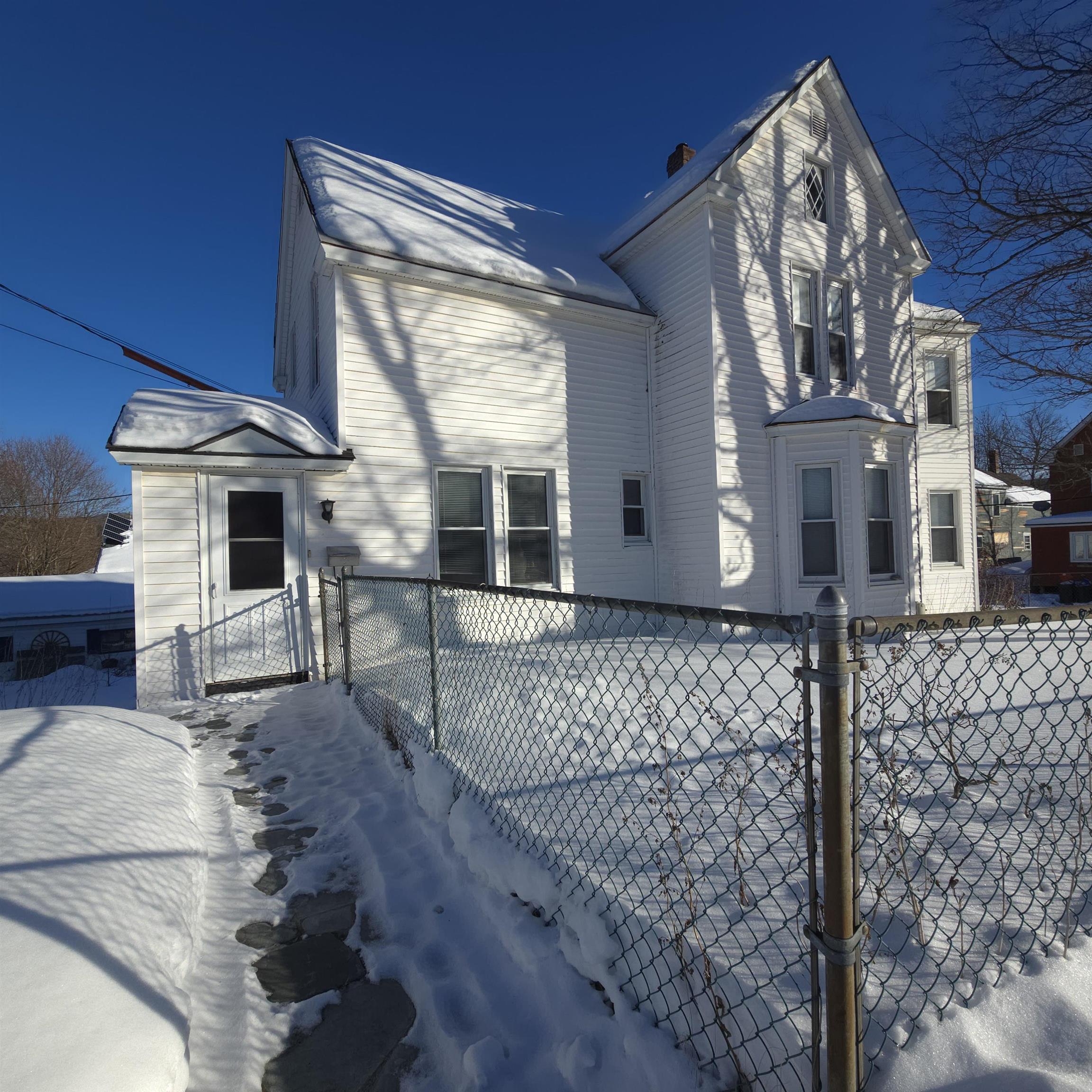 44 7th Street Berlin, NH 03570 - Photo 11 of 41