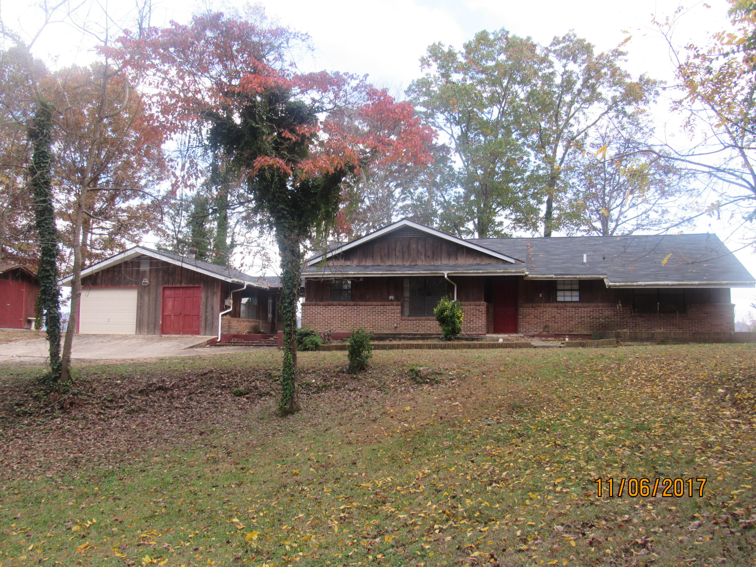 142 Rebel Road Harriman, TN 37748 - Photo 1 of 37 IMG_0921