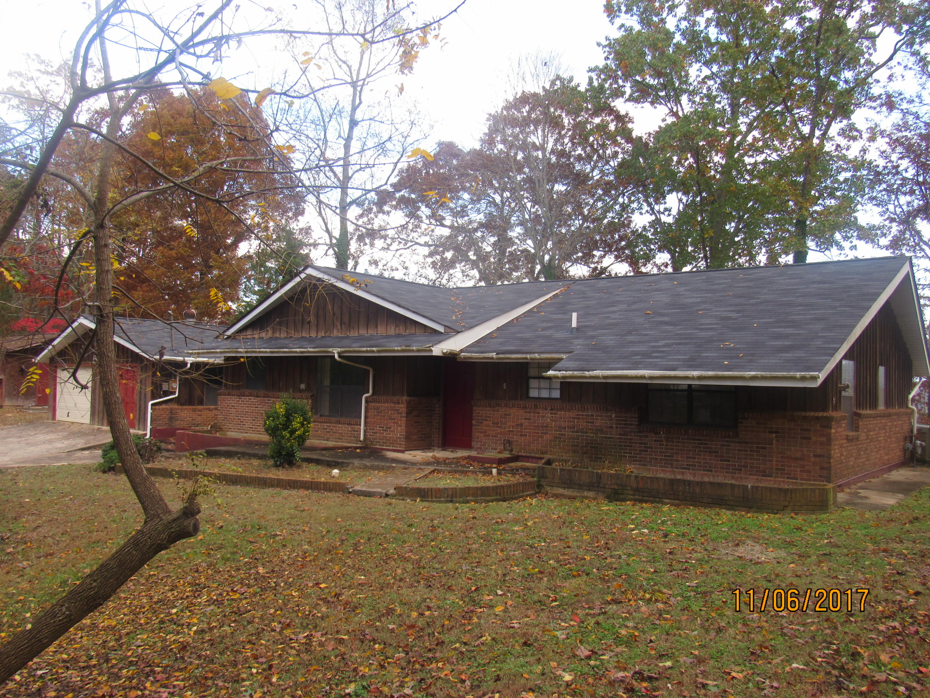 142 Rebel Road Harriman, TN 37748 - Photo 12 of 37 IMG_0922