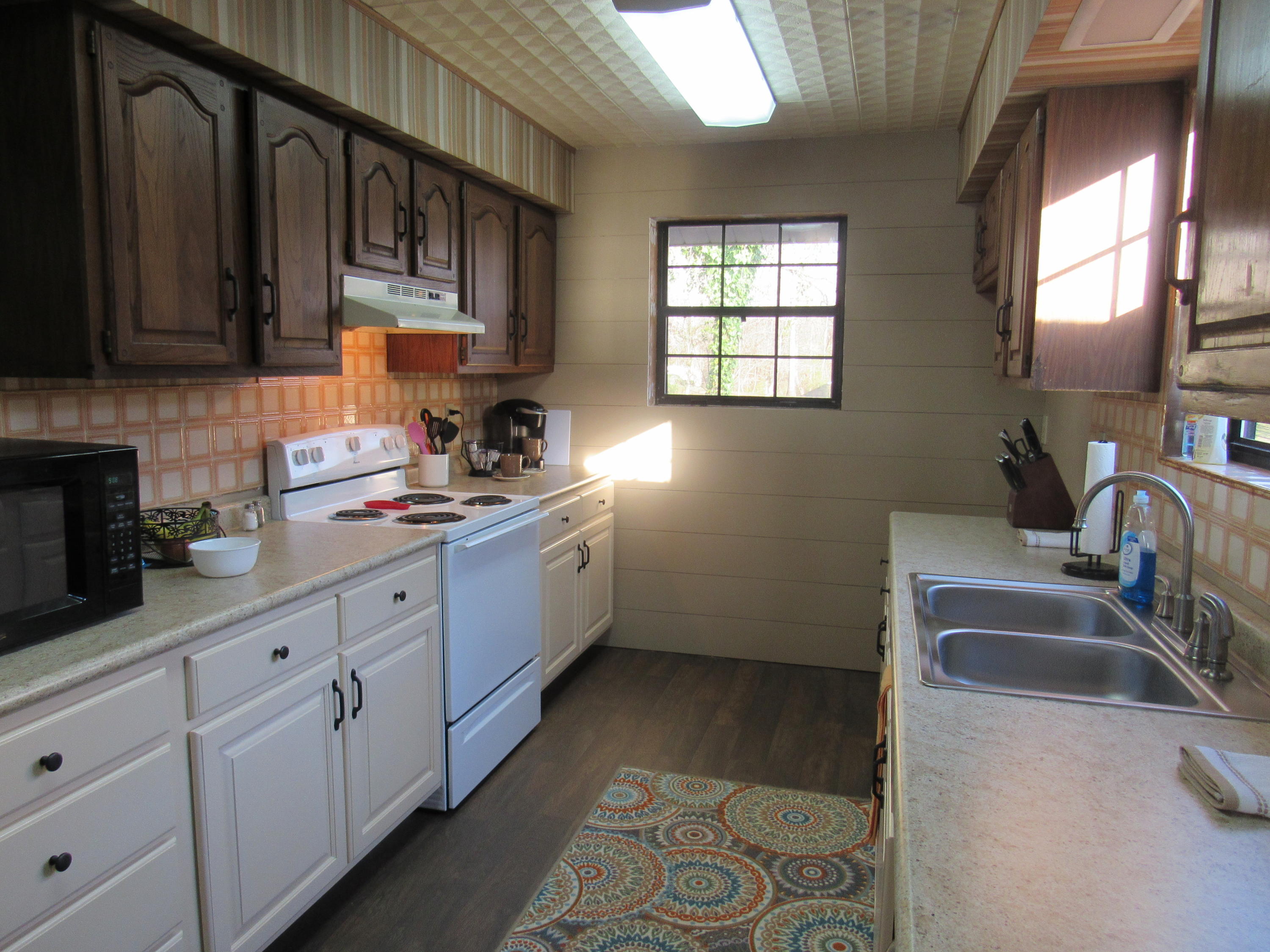 142 Rebel Road Harriman, TN 37748 - Photo 9 of 37 IMG_0356