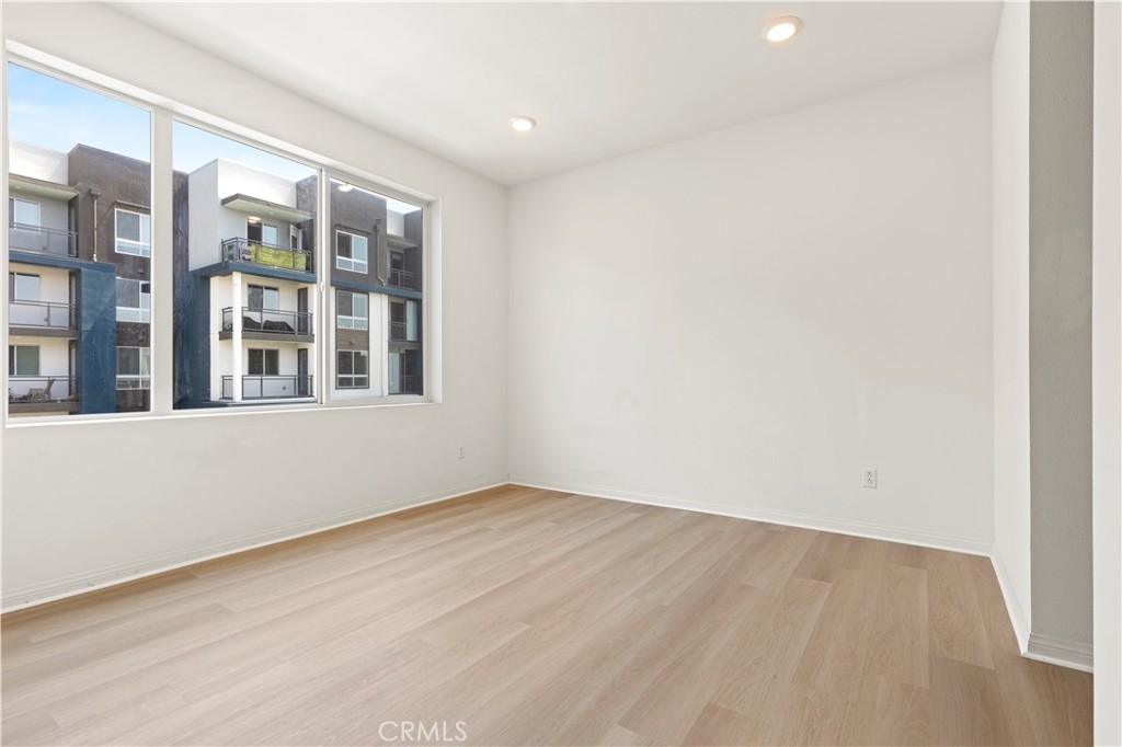 185 Steely Irvine, CA 92614 - Photo 18 of 28 a view of an empty room with glass door