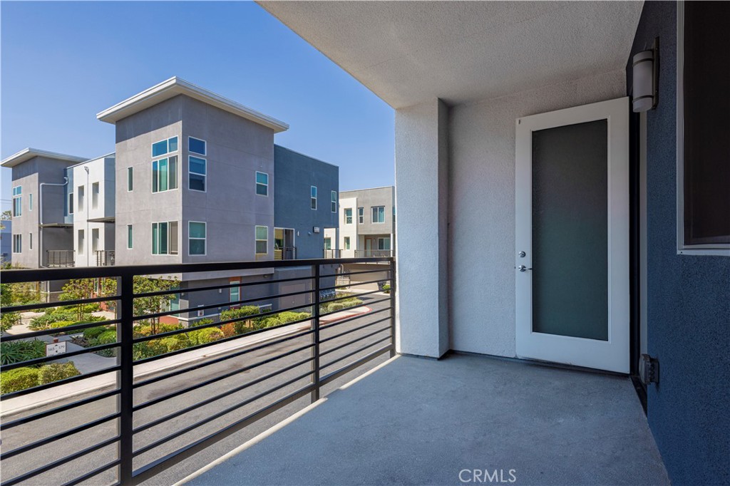 185 Steely Irvine, CA 92614 - Photo 23 of 28 a view of a house with a balcony