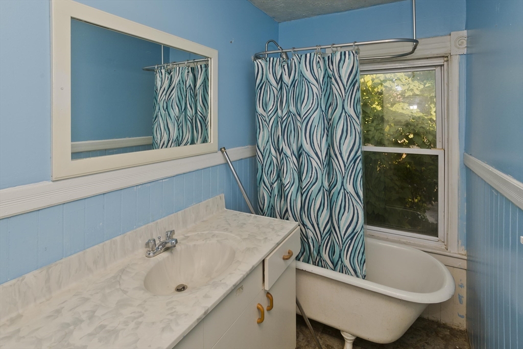 116 Amherst Street Springfield, MA 01109 - Photo 23 of 40 Gallery Image 23