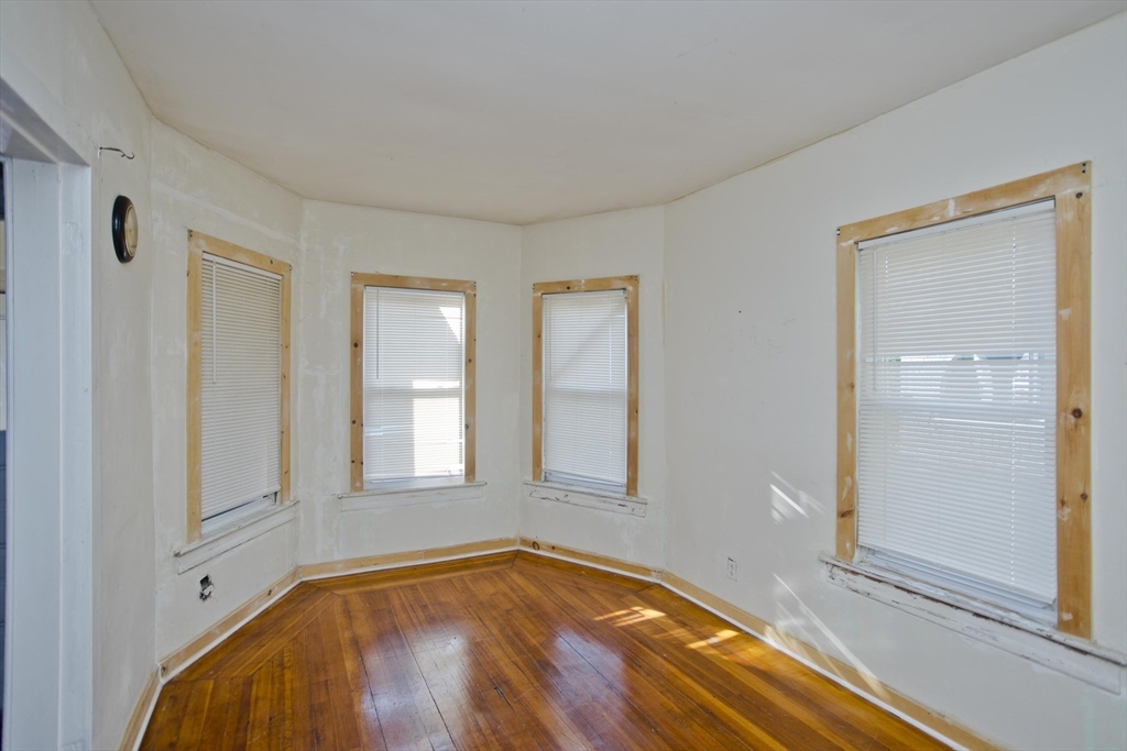 116 Amherst Street Springfield, MA 01109 - Photo 7 of 40 Gallery Image 7