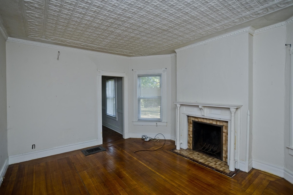 116 Amherst Street Springfield, MA 01109 - Photo 10 of 40 Gallery Image 10