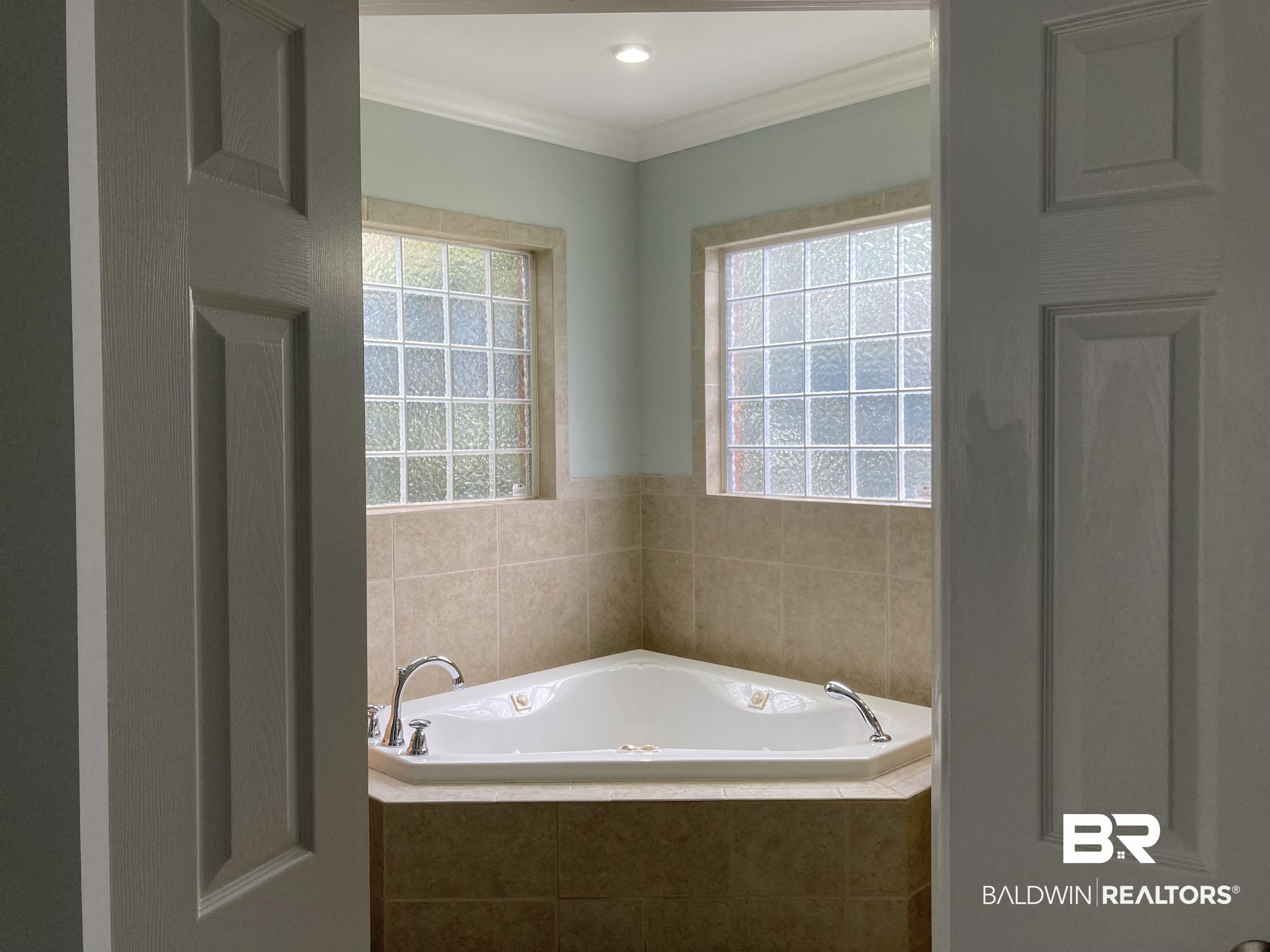 8954 Bay Point Drive Elberta, AL 36530 - Photo 9 of 13 Master BA