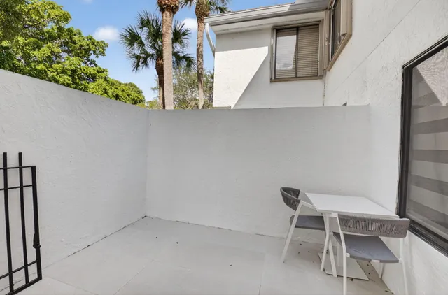 $8,500 | 15322 Strathearn Drive, Unit 11802, Delray Beach, FL 33446