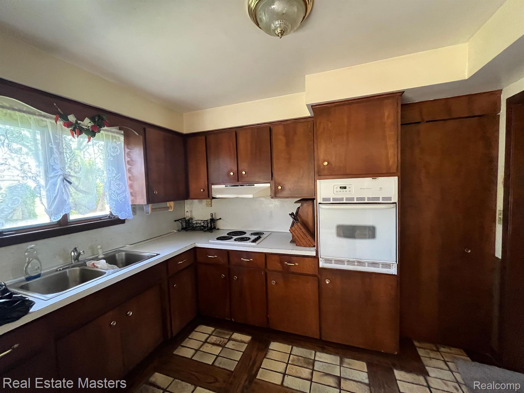 1565 South Range Road St. Clair, MI 48079 - Photo 9 of 30 Gallery Image 9