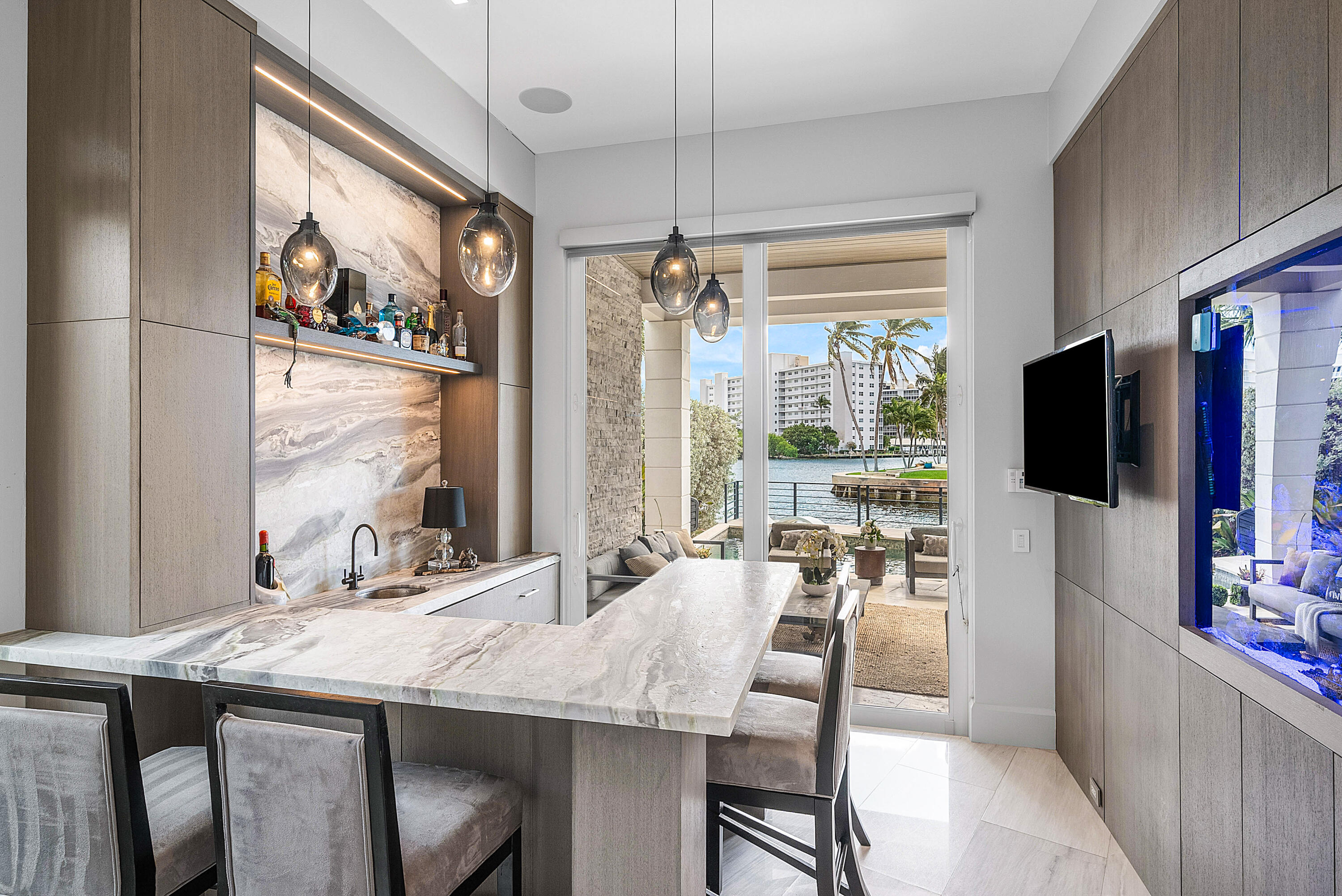 896 Northeast Mulberry Drive Boca Raton, FL 33487 - Photo 27 of 75 Bar