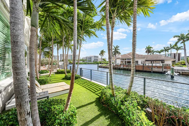 $10,499,000 | 896 Northeast Mulberry Drive, Boca Raton, FL 33487