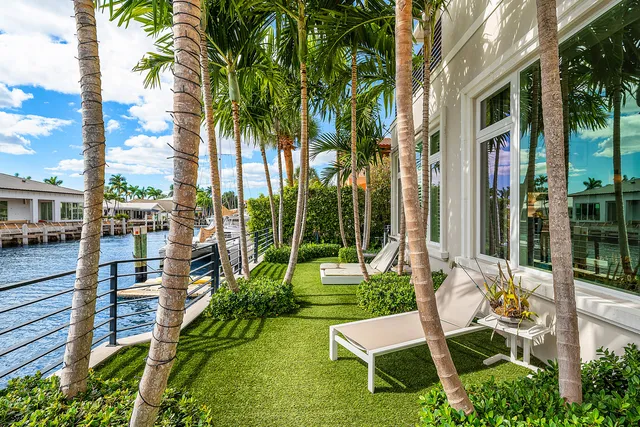 $10,499,000 | 896 Northeast Mulberry Drive, Boca Raton, FL 33487