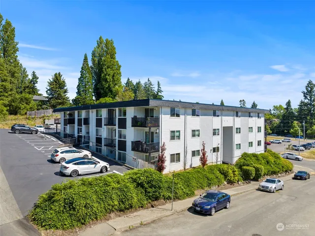 $5,100,000 | 210 Bethel Street Northeast, Olympia, WA 98506