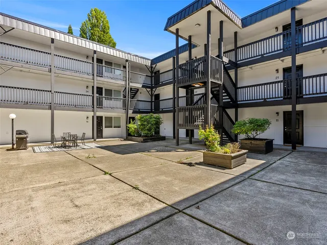 $5,100,000 | 210 Bethel Street Northeast, Olympia, WA 98506