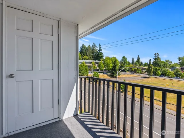 $5,100,000 | 210 Bethel Street Northeast, Olympia, WA 98506
