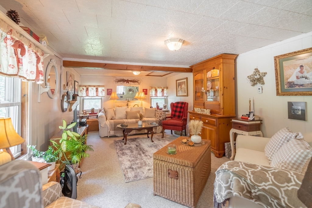 211 Ball Hill Road Princeton, MA 01541 - Photo 11 of 39